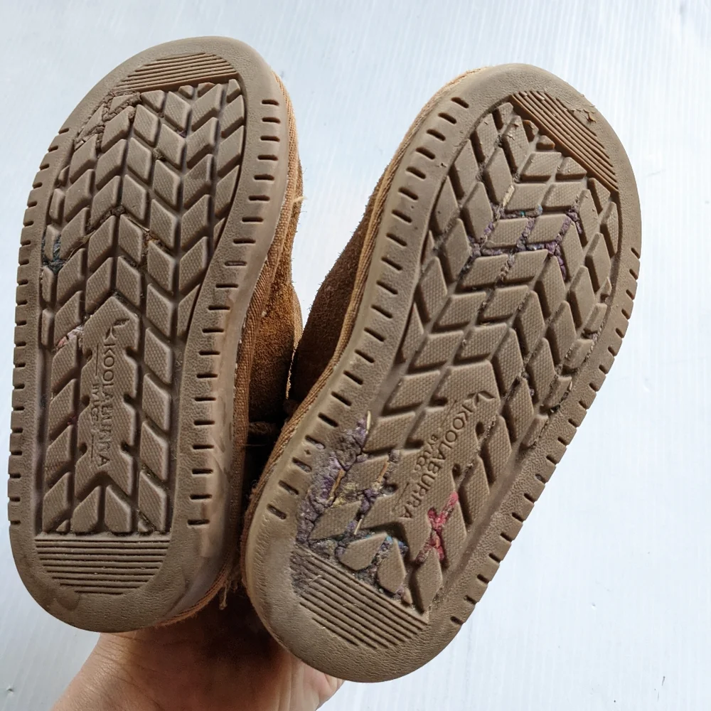 KOOLABURRA by UGG girls chestnut suede fur lined winter boots